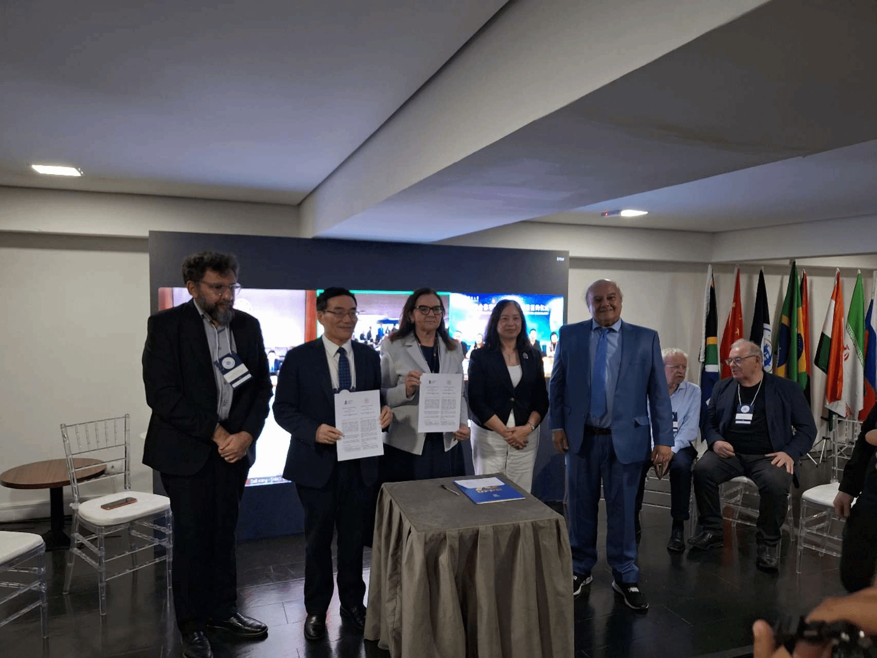 成人av
正式加入BINGO国际合作并在BRICS-AGAC 2025签署合作协议